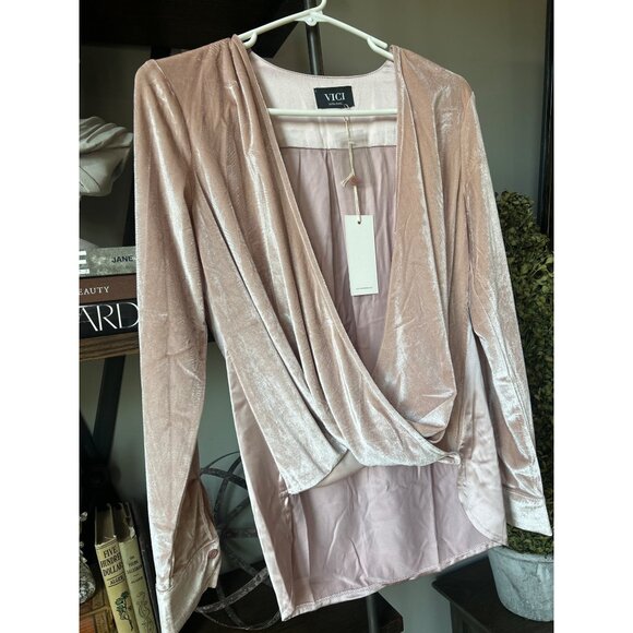Vici Collection Lyssa Velvet Contrast Drape Top Blush Pink Size XS - Picture 7 of 10